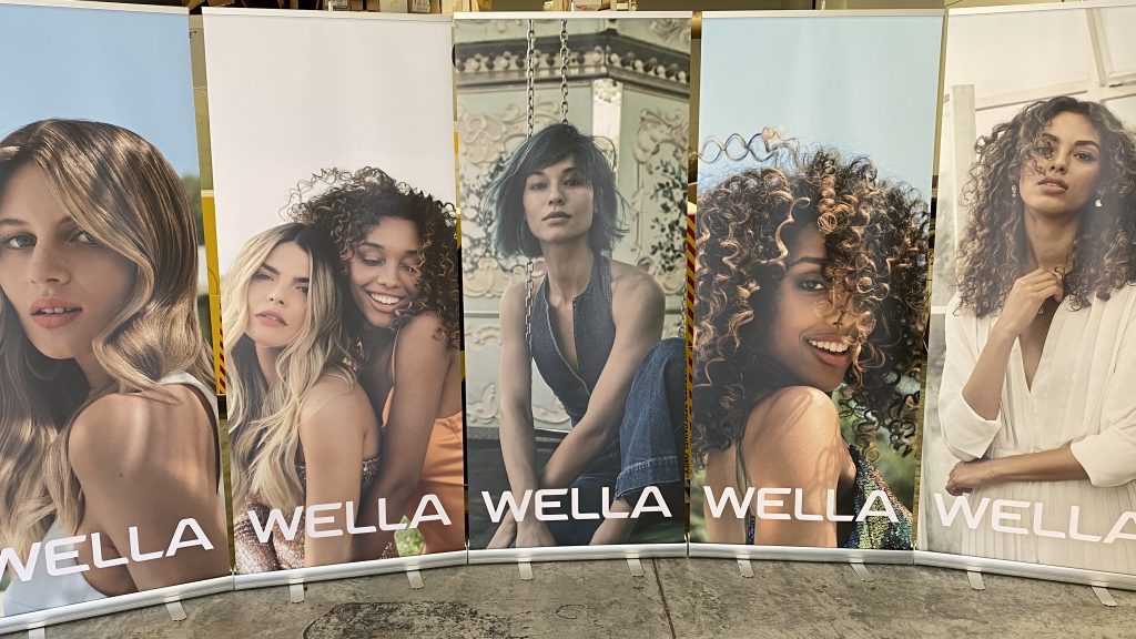 Pull-up banner